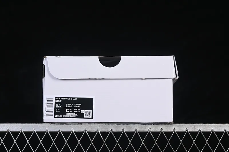 All categories Nk Air Force 1 Air Force series Nk Air Force 1 Low Air Force low top Nike Air Force 1'07 Low Classic presbyopic black stitching Air Force 1 low top casual sneakers DF0188-137